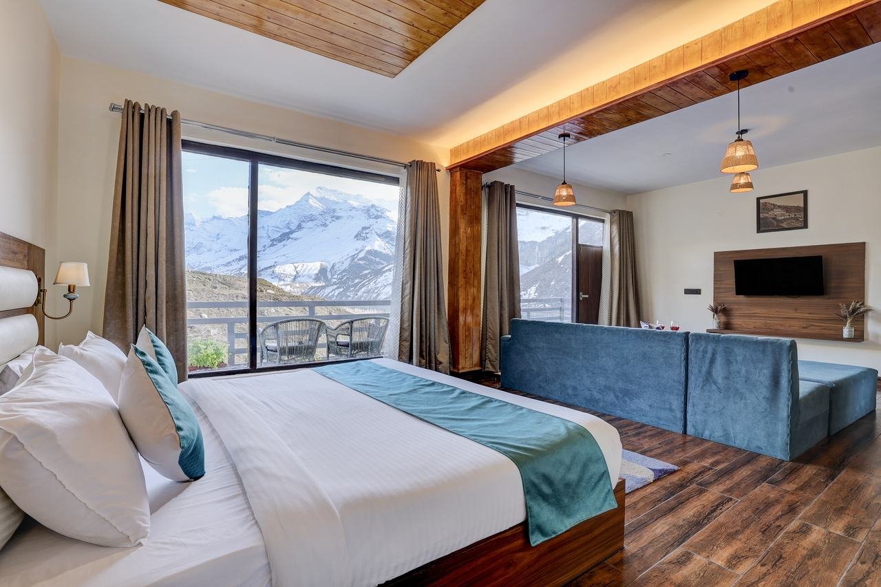 Deluxe Suite Room living area at Utpala House